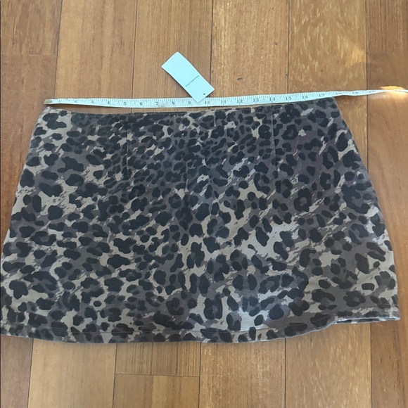 Abercrombie & Fitch Mid Rise Denim Mini Skort NWT - Picture 5 of 10